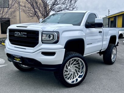 Used 2018 GMC Sierra 1500 2WD Regular Cab w/ Sierra Convenience Package