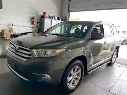 Used 2013 Toyota Highlander SE