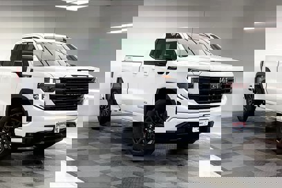 New 2025 GMC Sierra 1500 Elevation