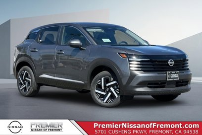 New 2025 Nissan Kicks SV