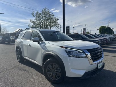 Certified 2022 Nissan Pathfinder SV