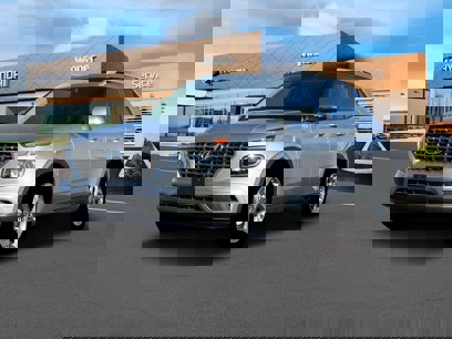 New 2025 Hyundai Venue SEL