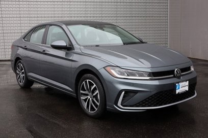 New 2025 Volkswagen Jetta SE