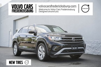 Used 2020 Volkswagen Atlas Cross Sport SE w/ Towing Package