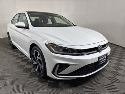 New 2025 Volkswagen Jetta SEL