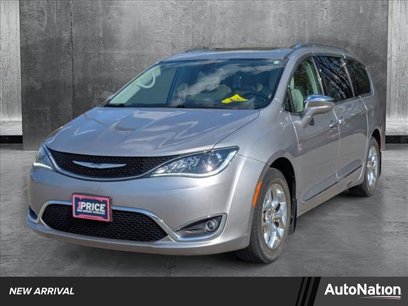Used 2017 Chrysler Pacifica Limited