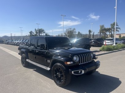 Used 2021 Jeep Gladiator Overland w/ Popular Equipment Package