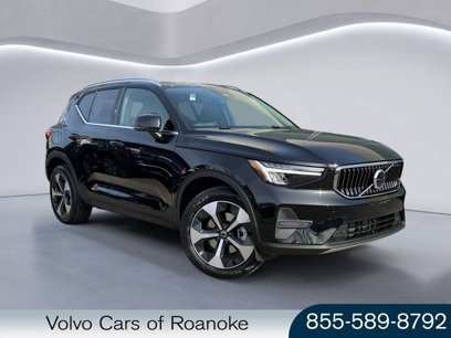 New 2025 Volvo XC40 B5 Core w/ Protection Package Premier