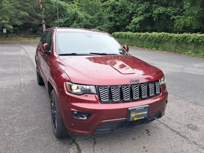 Used 2020 Jeep Grand Cherokee Altitude