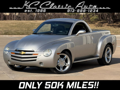 Used 2004 Chevrolet SSR w/ Preferred Equipment Group