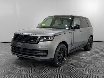 New 2025 Land Rover Range Rover SE