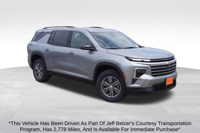 New 2025 Chevrolet Traverse LT w/ Driver Confidence Package