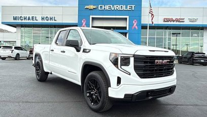 New 2025 GMC Sierra 1500 Pro w/ Graphite Edition