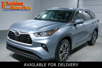 Used 2020 Toyota Highlander XLE