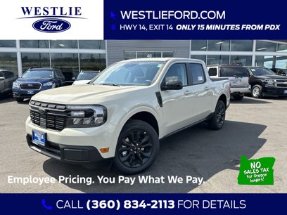 New 2024 Ford Maverick Lariat w/ Black Appearance Package