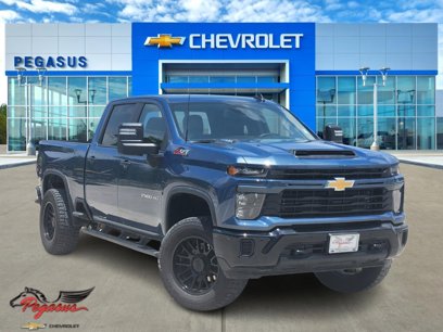 Used 2025 Chevrolet Silverado 2500 Custom w/ Custom Value Package