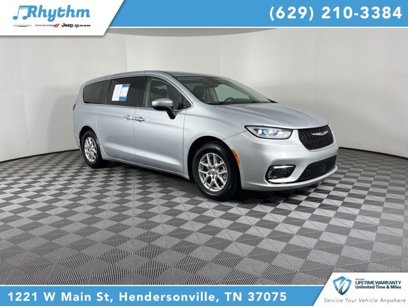 Used 2023 Chrysler Pacifica Touring-L