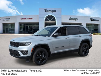 New 2024 Jeep Grand Cherokee Limited w/ Black Appearance Package