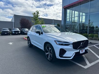 Used 2025 Volvo XC60 T8 Ultra w/ Protection Package Premier