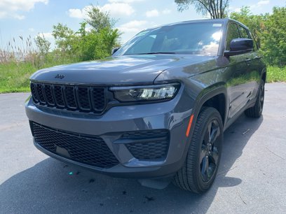 New 2025 Jeep Grand Cherokee Altitude