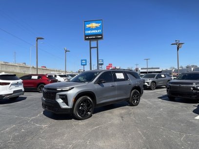 New 2025 Chevrolet Traverse RS w/ LPO, Floor Liner Package