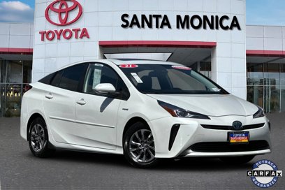Used 2021 Toyota Prius Limited w/ Premium Convenience Package