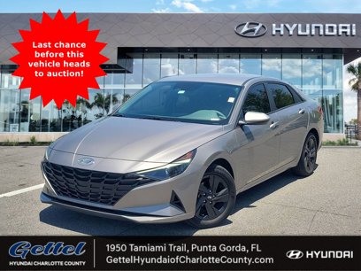 Certified 2023 Hyundai Elantra SEL w/ Cargo Package