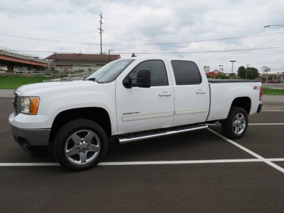 Used 2011 GMC Sierra 2500 SLT w/ SLT Convenience Package