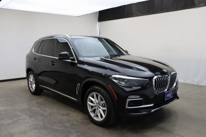 Used 2019 BMW X5 xDrive40i w/ Premium Package 2