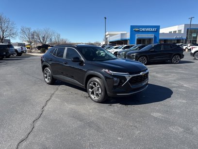 Used 2025 Chevrolet Trax LT w/ Driver Confidence Package