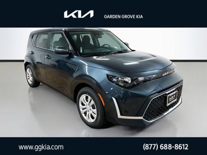 New 2025 Kia Soul LX