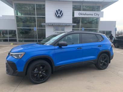 New 2025 Volkswagen Taos SE