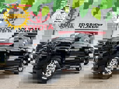 New 2025 Toyota Tacoma SR