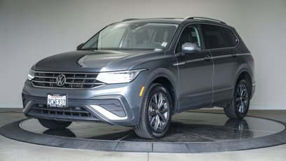 Used 2022 Volkswagen Tiguan SE