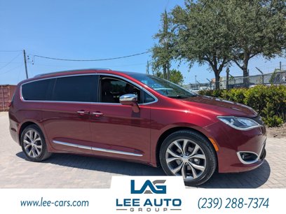 Used 2019 Chrysler Pacifica Limited w/ Tire & Wheel Group