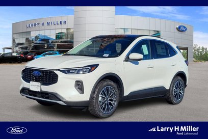 New 2024 Ford Escape SE w/ PHEV Premium Package