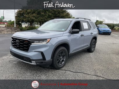 Used 2025 Honda Pilot TrailSport