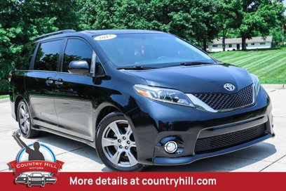 Used 2017 Toyota Sienna SE Premium