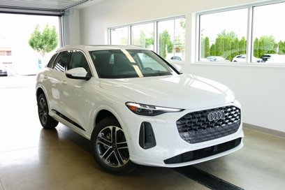 New 2025 Audi Q5 Premium Plus