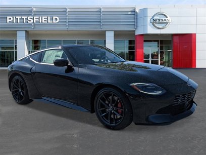 New 2025 Nissan Z Performance w/ Floor Mat Package
