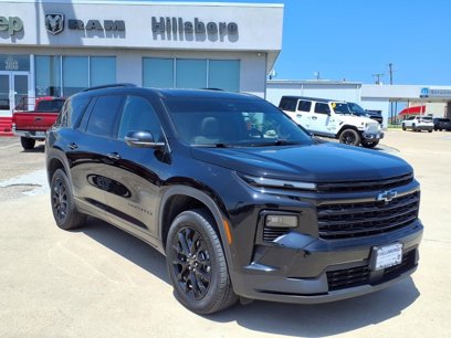 Used 2024 Chevrolet Traverse LT w/ Enhanced Driving Package