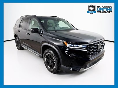 Used 2025 Honda Pilot TrailSport