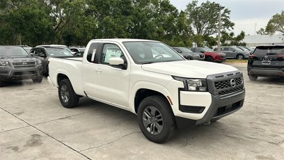 New 2025 Nissan Frontier SV