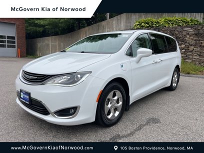 Used 2019 Chrysler Pacifica Touring Plus w/ Cold Weather Group