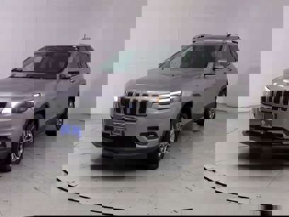 Used 2019 Jeep Cherokee Latitude Plus