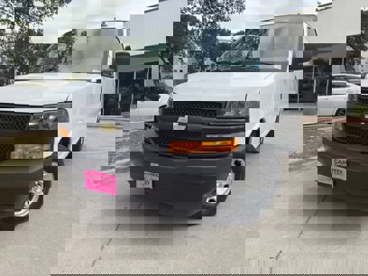 Used 2022 Chevrolet Express 2500 w/ Enhanced Convenience Package