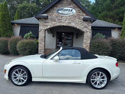 Used 2009 MAZDA MX-5 Miata Grand Touring w/ Premium Pkg