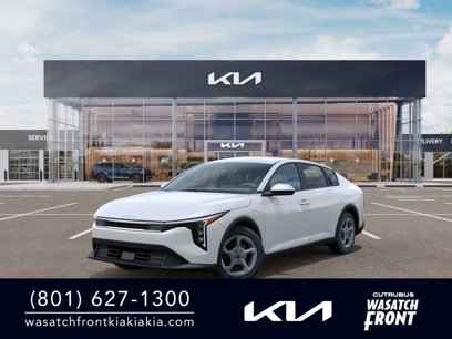 New 2025 Kia K4 LXS