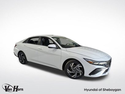 New 2025 Hyundai Elantra SEL