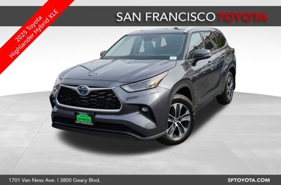 New 2025 Toyota Highlander XLE